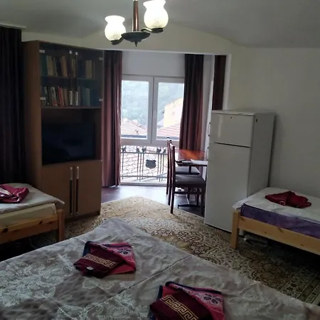 Vendégház Mercury 3*