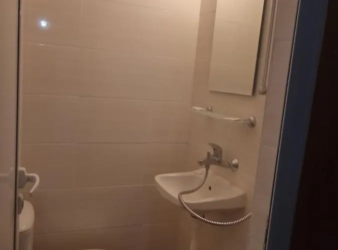 Mercury בית הארחה