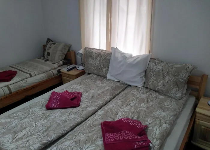 Mercury בית הארחה 3*